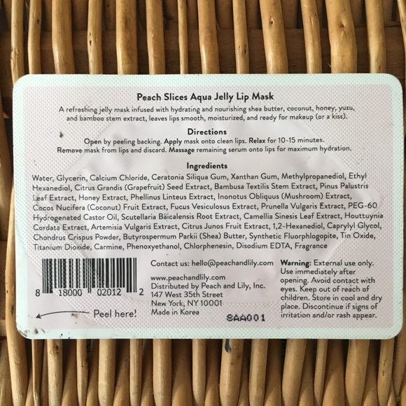 4/$15 Peach Slices Aqua Jelly Lip Mask - Picture 3 of 3